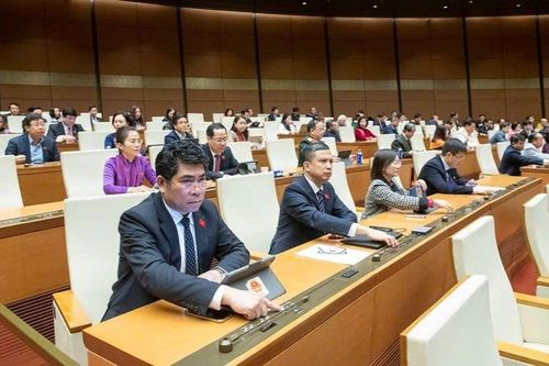Quốc hội 'chốt' đầu tư tuyến đường sắt Lào Cai - Hà Nội - Hải Phòng và Nhà máy điện hạt nhân Ninh Thuận