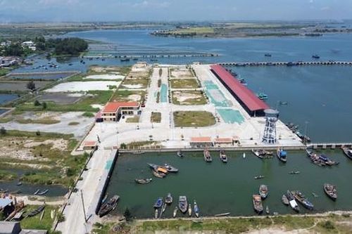 Cảng cá hơn 200 tỷ vừa bàn giao đã phải khắc phục khẩn cấp