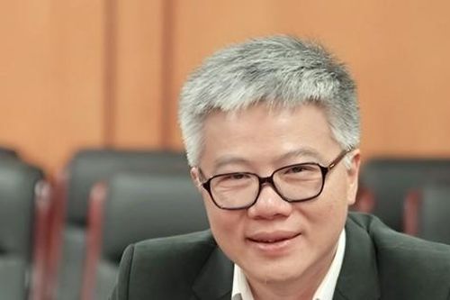 GS Ngô Bảo Châu: Chương trình toán hiện hành không nặng