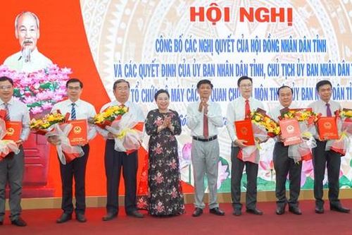 Sóc Trăng bổ nhiệm 6 giám đốc sở mới sau sắp xếp
