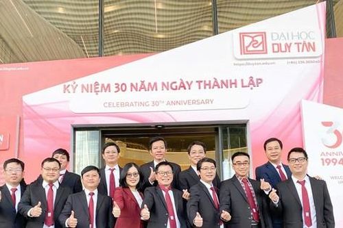 Khối ngành Công nghệ - Kỹ thuật ở ĐH Duy Tân với môi trường học tập Khởi nghiệp và Xếp hạng Top 100+ thế giới