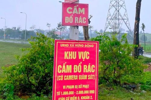 Giám sát, xử lý nghiêm hành vi đổ trộm rác thải ở thành phố Vinh