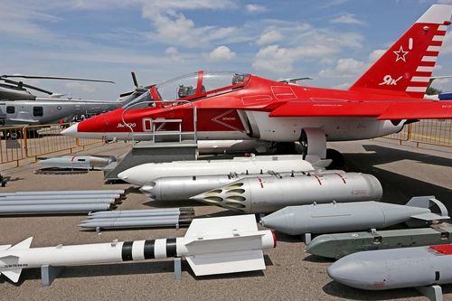 Lý do máy bay chiến đấu hạng nhẹ Yak-130M của Nga ngày càng được ưa chuộng