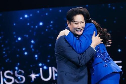 'Sự độc hại' của chủ tịch Nawat