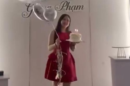 Thông tin bất ngờ vụ cô gái Hà Nội bị bỏng mặt do nổ bóng bay đúng ngày sinh nhật