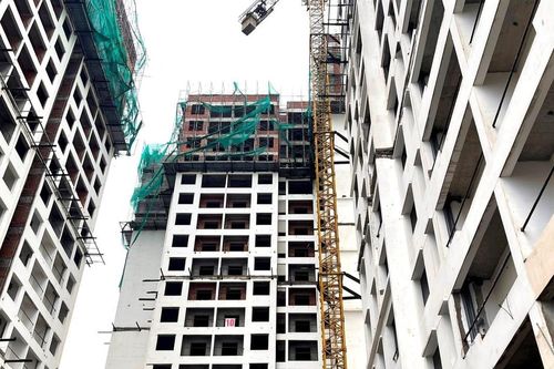 Xem xét xử phạt hành chính Công ty Bất động sản Phú Thịnh vì chậm tiến độ dự án nhà ở xã hội