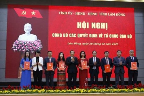 Lâm Đồng công bố 6 giám đốc sở mới sau sáp nhập