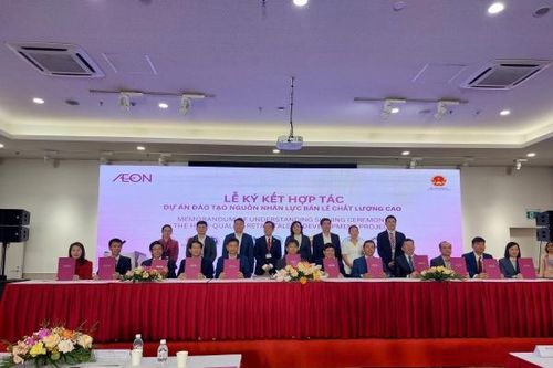 Hợp tác đào tạo nguồn nhân lực bán lẻ chất lượng cao