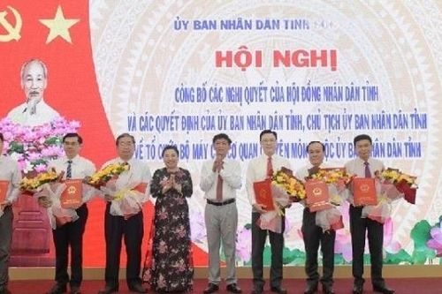Sóc Trăng - Cần Thơ: Bổ nhiệm các giám đốc sở sau sắp xếp