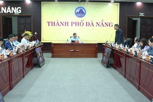 UBND thành phố họp chuyên đề thông qua nhiều nội dung