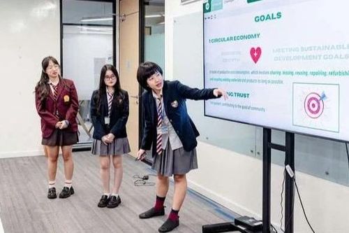 Khởi động cuộc thi Thử thách giải quyết vấn đề kinh doanh mùa 2 dành cho học sinh phổ thông