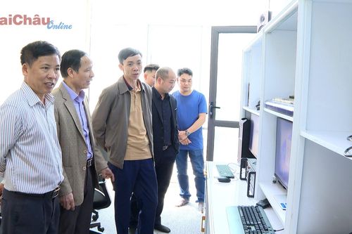 Đoàn công tác Báo Điện Biên Phủ thăm, trao đổi kinh nghiệm nghiệp vụ báo chí tại Báo Lai Châu