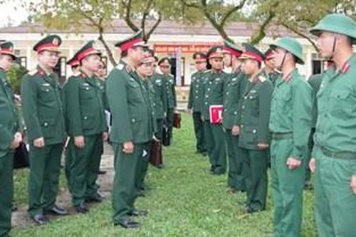 Tư lệnh Quân khu IV đánh giá cao công tác chuẩn bị huấn luyện chiến sĩ mới tại Trung đoàn 6