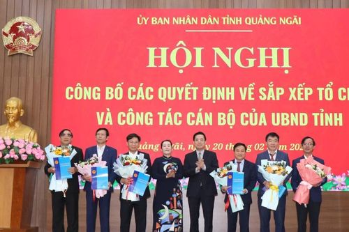 Quảng Ngãi: Công bố lãnh đạo 5 sở mới sau sắp xếp, hợp nhất