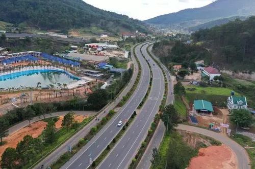 Cho phép đầu tư 6 tuyến cao tốc trước năm 2030