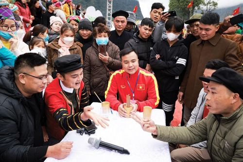 Nét đẹp trò chơi dân gian trong lễ hội đầu xuân