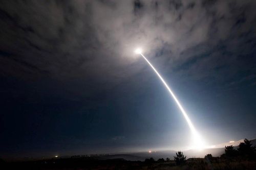 Mỹ phóng thử tên lửa đạn đạo xuyên lục địa Minuteman III