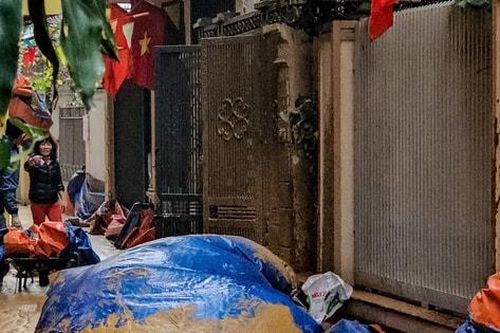 Khắc phục hiện tượng phụ gia đào hầm đường sắt phun trào tại phường Kim Mã