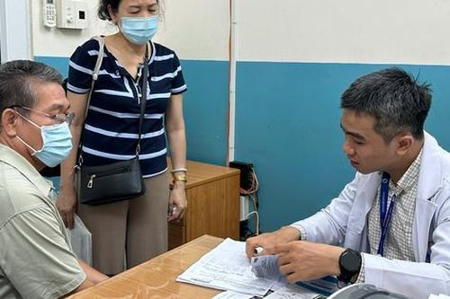 Bệnh nhân ung thư thận giai đoạn cuối hồi phục ngoạn mục nhờ kết hợp đa mô thức