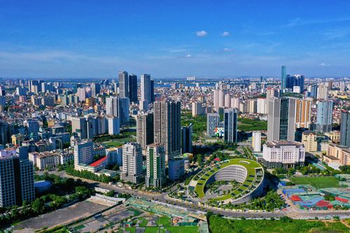 Hà Nội, TP.HCM cam kết tăng trưởng GDP ít nhất 8-10%