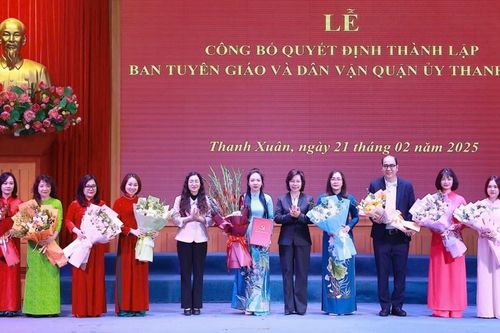 Công bố quyết định hợp nhất Ban Tuyên giáo và Dân vận Quận ủy Thanh Xuân