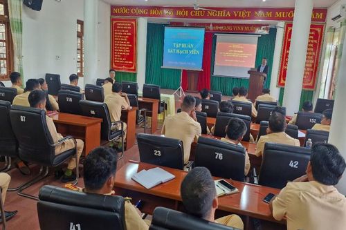 Tổ chức lớp tập huấn cấp thẻ sát hạch viên cho lực lượng Cảnh sát giao thông