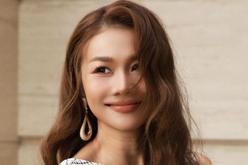 Siêu mẫu Thanh Hằng mặc gì mà đẹp thế?