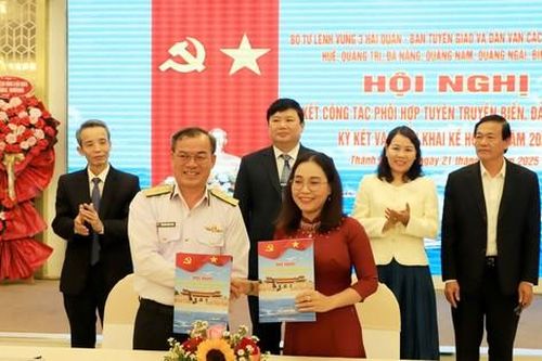 Bộ Tư lệnh Vùng 3 Hải quân sơ kết công tác biển đảo với các tỉnh miền Trung