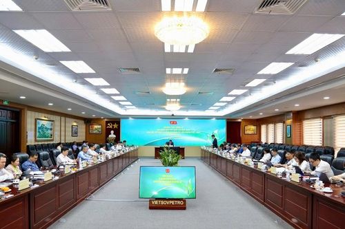Phát triển Vietsovpetro phù hợp với chiến lược dài hạn của Petrovietnam