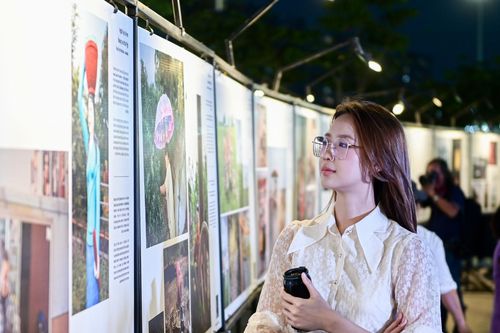 Nỗi trăn trở của hoa hậu Bảo Ngọc ở triển lãm ảnh về biến đổi khí hậu