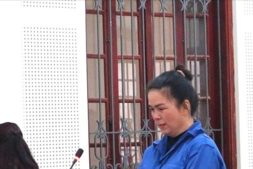 Thuê người làm giả sổ đỏ để lừa vay tiền
