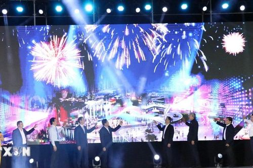 Ninh Thuận: Khánh thành và đưa vào hoạt động 2 công viên ven biển hiện đại