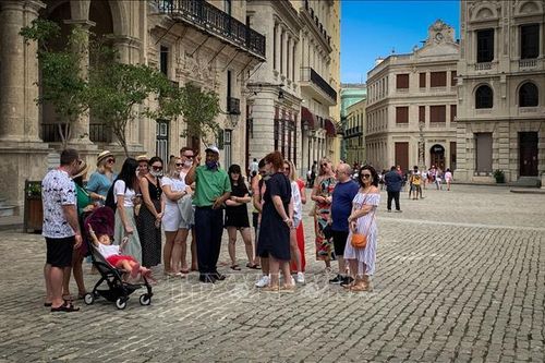 Cuba nỗ lực tháo gỡ khó khăn của ngành du lịch
