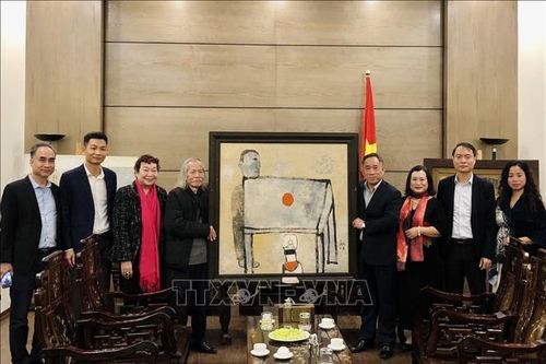 Bảo tàng Mỹ thuật Việt Nam tiếp nhận 25 tác phẩm mỹ thuật đương đại