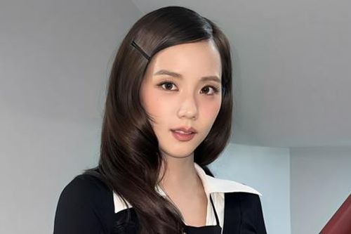 Jisoo BLACKPINK công khai 'bạn trai'
