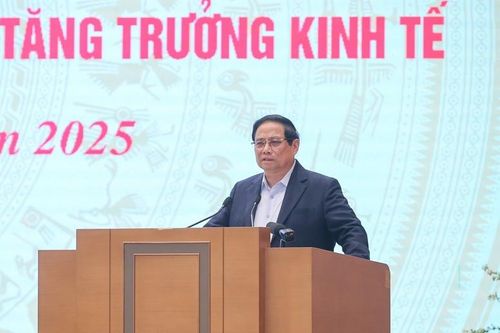 Thủ tướng: Duy trì tăng trưởng cao để vượt bẫy thu nhập trung bình và vươn lên