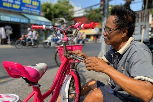 Đâu rồi nghề sửa xe đạp?