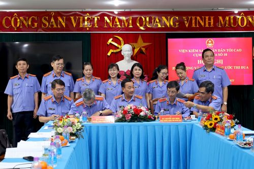 Cụm thi đua số 10 Viện Kiểm sát nhân dân tối cao ký giao ước thi đua năm 2025