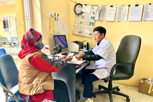 Chăm sóc tốt sức khỏe nhân dân
