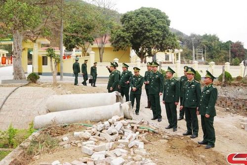 Kiểm tra công tác huấn luyện chiến sĩ mới
