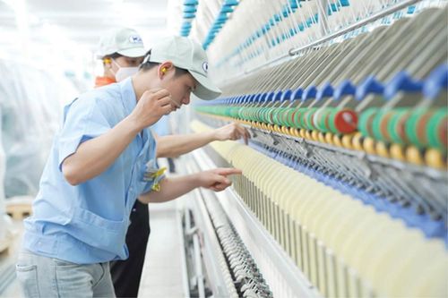 Doanh nghiệp tăng tốc sản xuất đầu năm