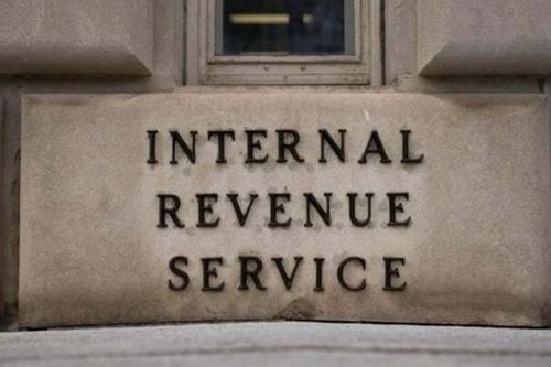 IRS sa thải khoảng 6.700 nhân viên