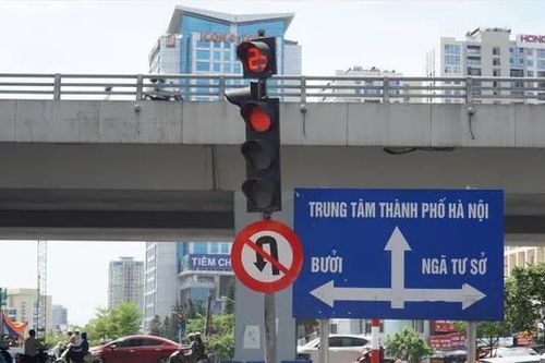 Tổng rà soát hệ thống đèn tín hiệu giao thông