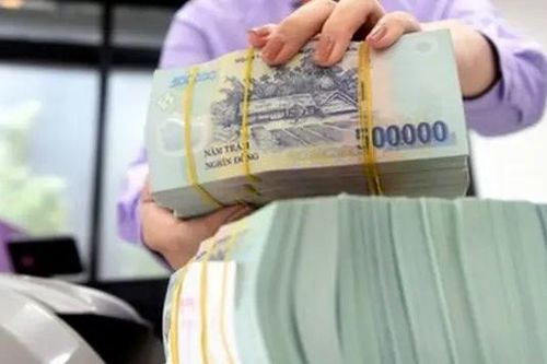 Bộ Tài chính đề nghị giữ nguyên lãi tiền gửi tiết kiệm