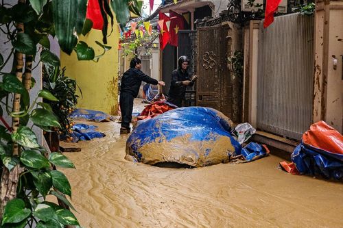 Nguyên nhân 'suối bùn' hầm ngầm metro Nhổn - ga Hà Nội trào lên khắp ngõ