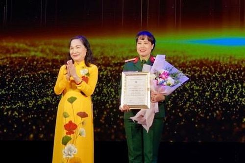 Vở kịch nói 'Điện Biên vẫy gọi' đạt giải A Giải thưởng sân khấu Việt Nam 2024