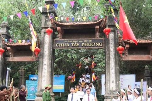 Lễ hội truyền thống chùa Tây Phương là Di sản văn hóa phi vật thể quốc gia