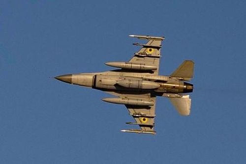 F-16 Ukraine thực hiện cuộc không kích đầu tiên