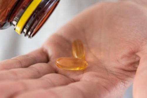 Dùng vitamin D không đúng cách gây hại như thế nào?