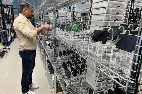 'Ngư ông đắc lợi' khi Apple từ bỏ Qualcomm